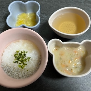 離乳食中期 野菜のコーン豆乳スープ